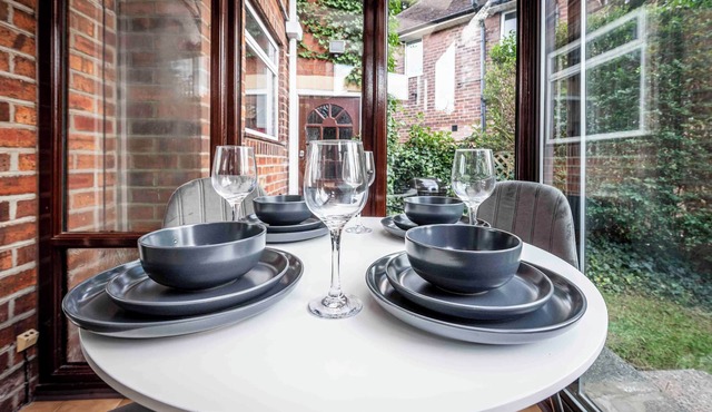 Cosy Home in Stoke on Trent