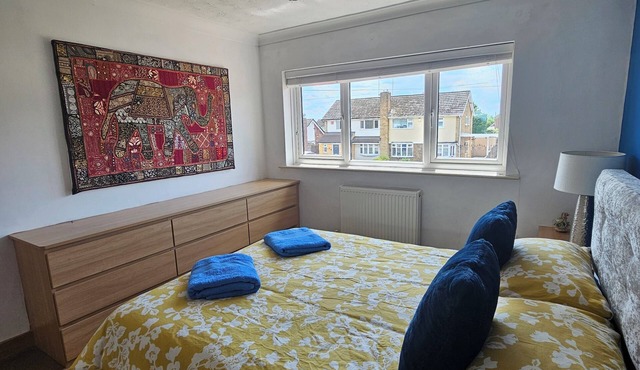 Cosy Home in Leicester