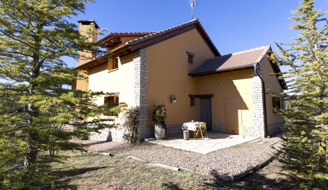Cosy house for 4 pax at the foot of the ski slopes