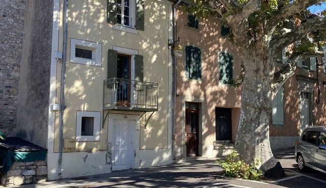 Cosy house with parking 15 km from the town of Carcassonne