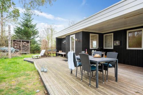 Cosy House On Mols With Terrace And Views Of The Landscape And Water
