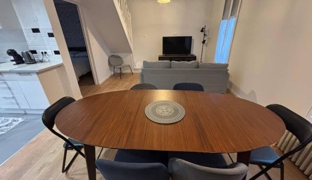 Cosy house with garden & parking - Quiet area of Savigny-sur-Orge