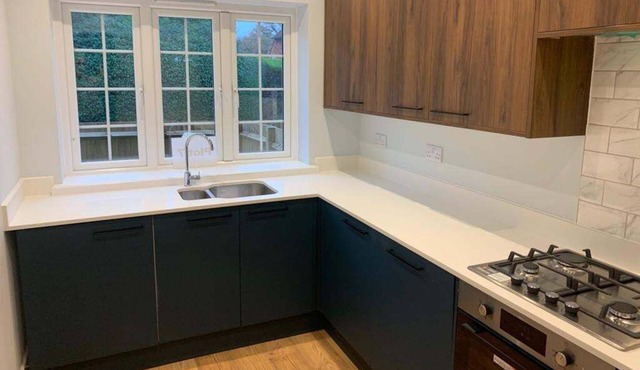 Cosy house with Private Parking and Hot tub