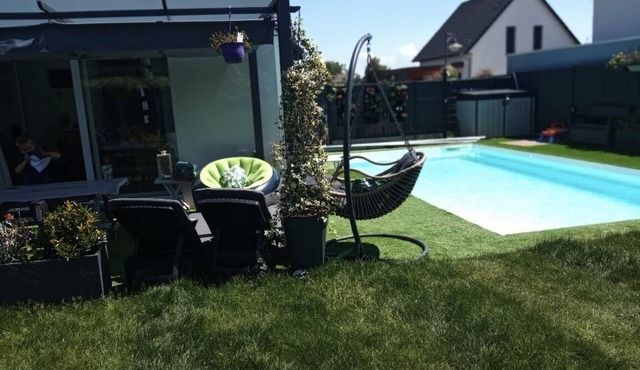 Cosy house with Private Heated Pool in Bergheim