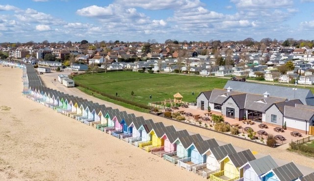 Cosy little home by the sea.