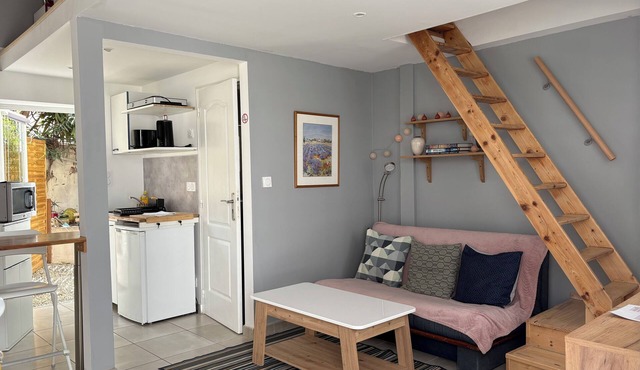 Cosy little house close to the center