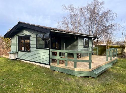 Cosy little summer house