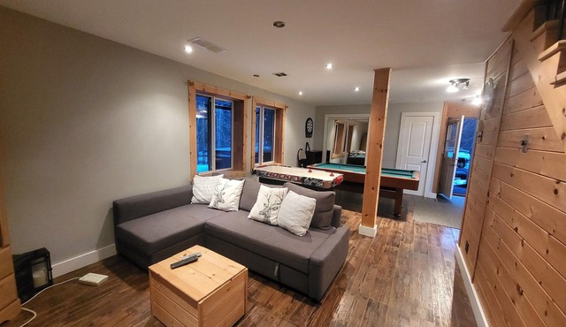 Cosy log cabin with spa