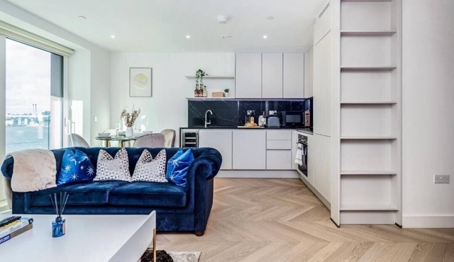 Cosy London Apartment near River Thames