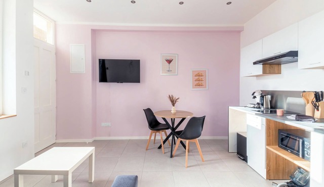 Cosy, modern air-conditioned T2