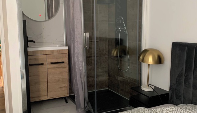 Cosy, modern apartment in a central location close to all amenities