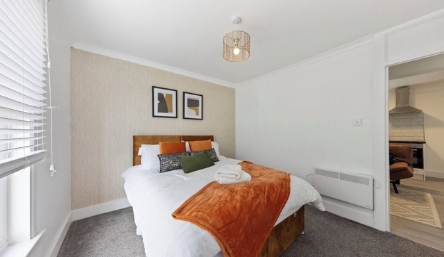 Cosy One Bed Apartment, in the historic town of Chatham