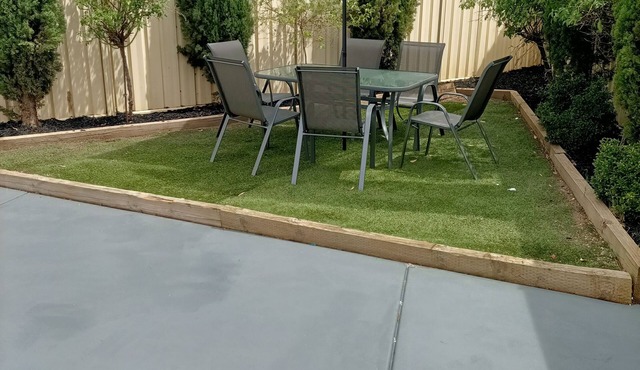 Cosy Peel Cottage (Pet Friendly)