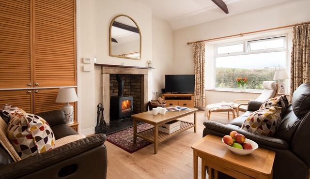 Cosy pet friendly farm cottage, 15 minutes to Northumberland coast!