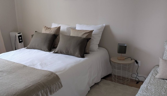 Cosy, pleasant gîte 9 minutes from the zoo and close to the châteaux.