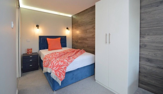 Cosy Private Entrance Studio Apartment