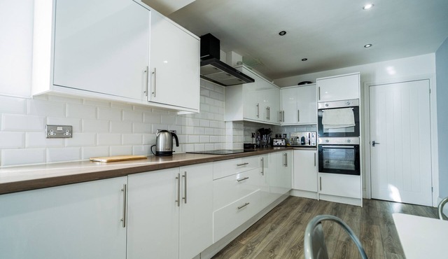 Cosy Private Room Near East Midlands Airport