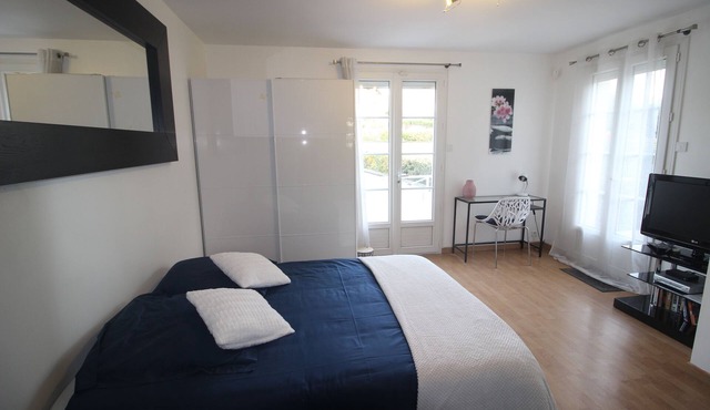 Cosy private suite with dining area