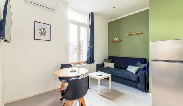 Cosy, quiet, air-conditioned T2 apartment