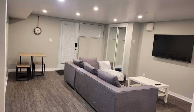 COSY & QUIET APARTMENT near Montreal/South Shore CITQ #309764