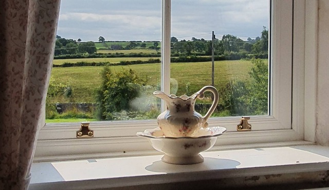 Cosy refurbished cottage on a farm in a quiet rural location with great views