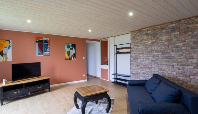 Cosy Retreat in Dordogne: Spacious, Tranquil Gîte with Garden, WiFi, and Nearby Outdoor Adventures