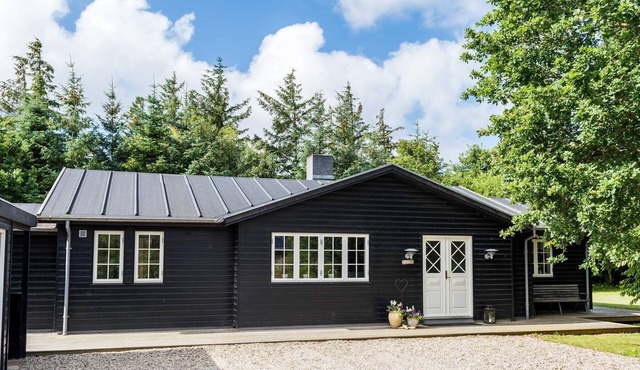 Cosy Retreat in Henne Strand-By Traum