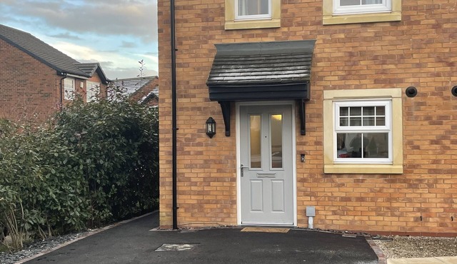 Cosy retreat just 10 minutes away from the heart of a village