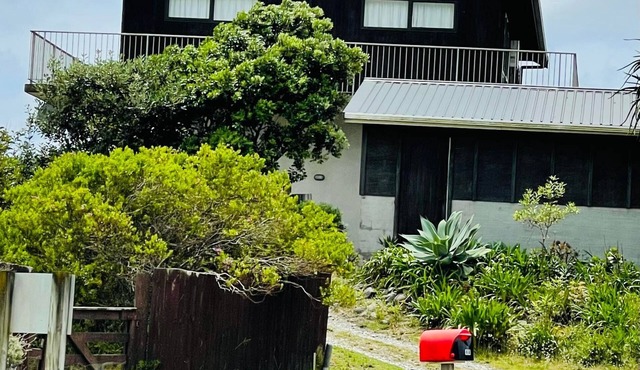 Cosy retreat overlooking the dune sanctuary