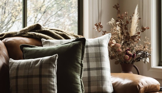 Cosy Retreat with Mountain Views