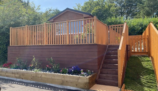Cosy Romantic/family break with Hot Tub in rural Cornwall -15mins drive to beach