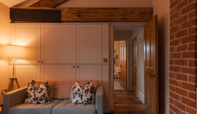 Cosy romantic suite in a 16thC listed building