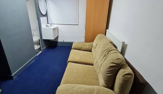 Cosy room near East Midland Airport Room 6