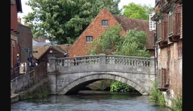 Cosy rural hideaway, Hursley, near Winchester
