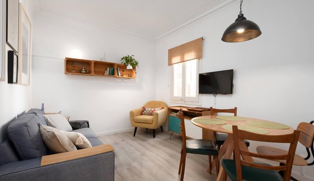 Cosy Sants Apartment