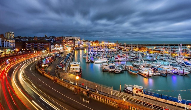 Cosy Seaside House 2min 5 Sandy Beach's 2 Dbl Beds