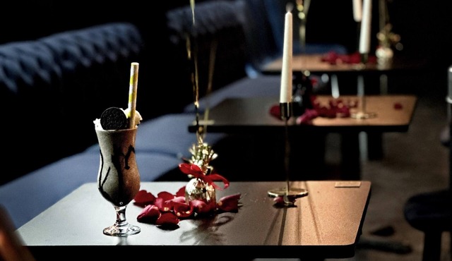 Cosy shisha restaurant with bar! Private hire for parties and special occasions.