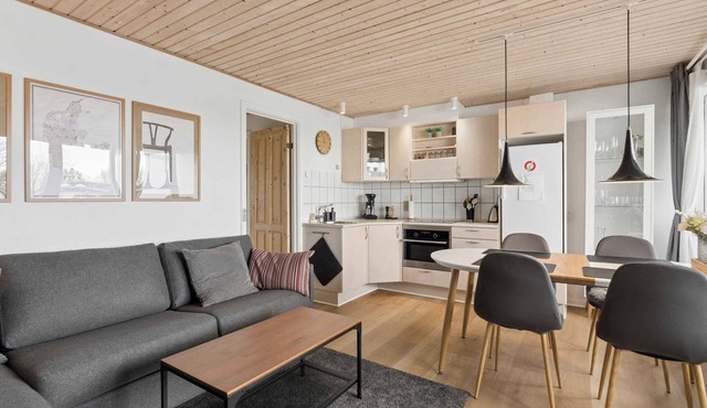 Cosy small holiday apartment for 4 persons