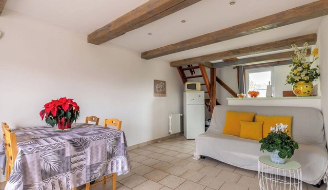 Cosy solognot cottage