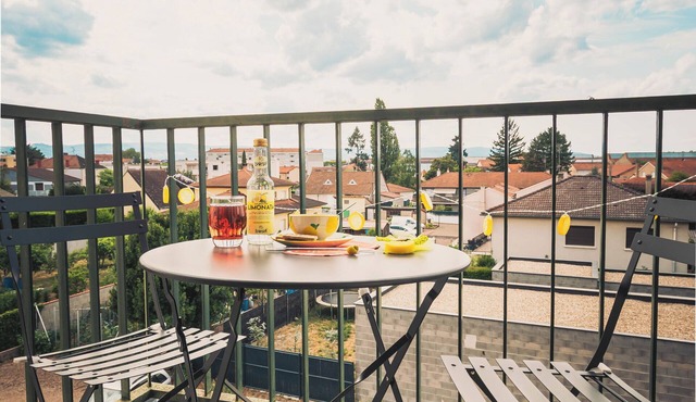 Cosy, spacious apartment in Roanne in a quiet residence.