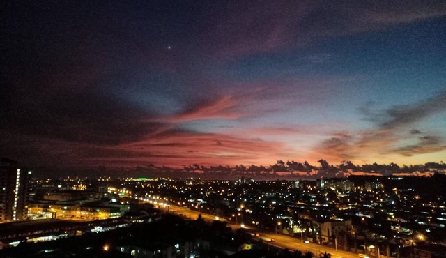 Cosy, spacious, Borneo ethnic home with amazing views