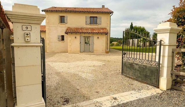 Cosy Stay, Remote Work Retreat, 9 Guests Villa Aubeterre