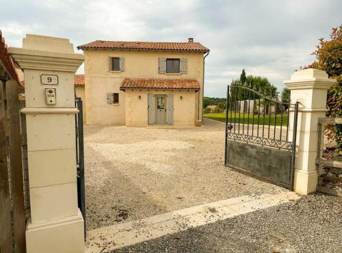 Cosy Stay Remote Work Retreat 9 Guests Villa Aubeterre