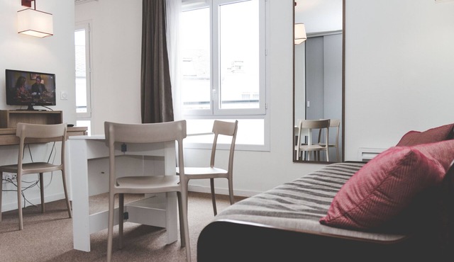 Cosy studio 4p au cœur du centre-ville | Wifi + TV