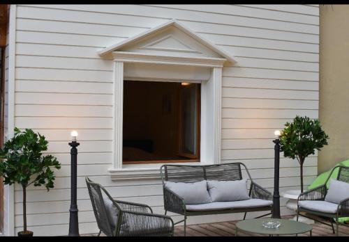 cosy studio avec grand terrasse et parking