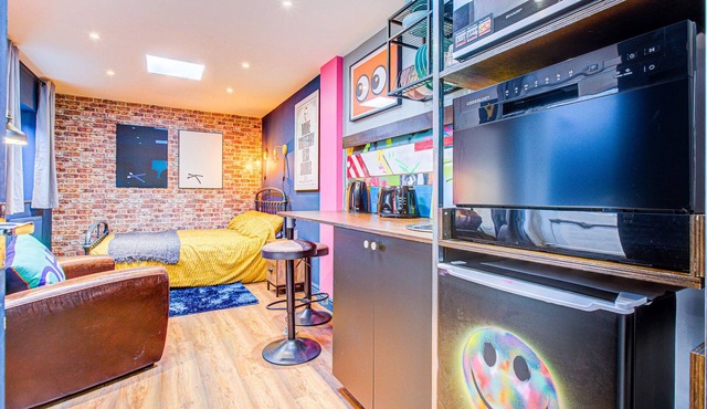 Cosy Studio flat near hospital - Pass the Keys