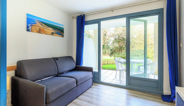 Cosy studio in Moliets et Maa with private terrace, barbecue, ideal for 4 people