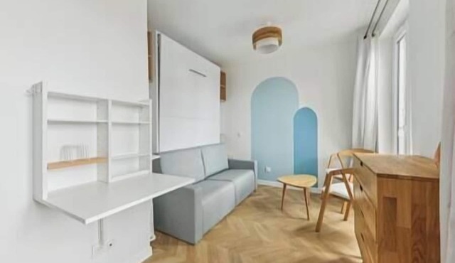 Cosy studio just outside Paris