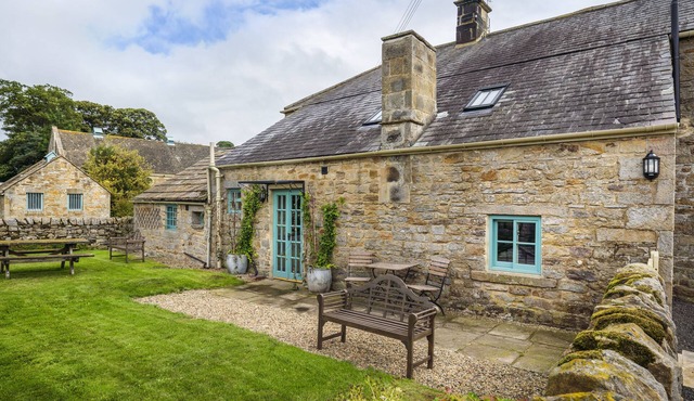 Cosy, stylish country cottage - Coach House