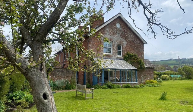 Cosy Stylish Dorset Cottage